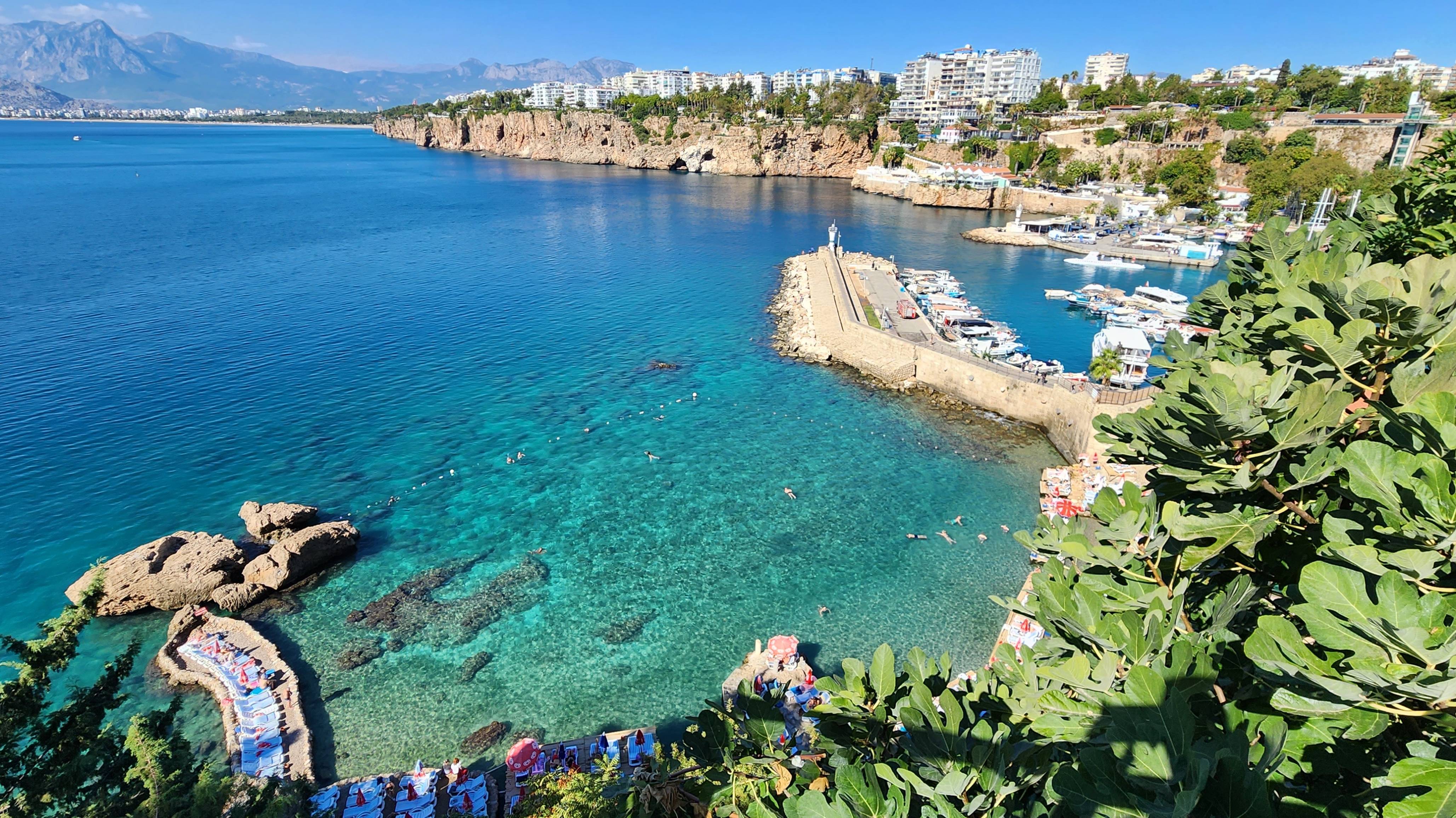 Прогулка по Анталии смотреть онлайн