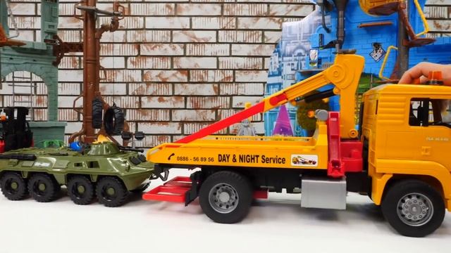 Игры супергерои в шоу Той Мастер - Спайдермен и Железный Человек против Злодеев! - Видео игры битвы смотреть онлайн