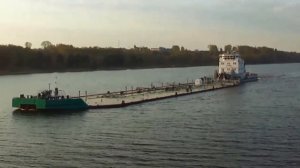 Буксир БТП 612 с баржой НБ 4504 в районе Устья 2 05 2014г