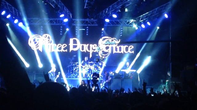 Three Days Grace (Ekaterinburg - 24.09.14) смотреть онлайн