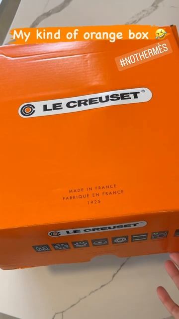 Not Hermes 😂 Volcanic Le Creuset #lecreuset смотреть онлайн