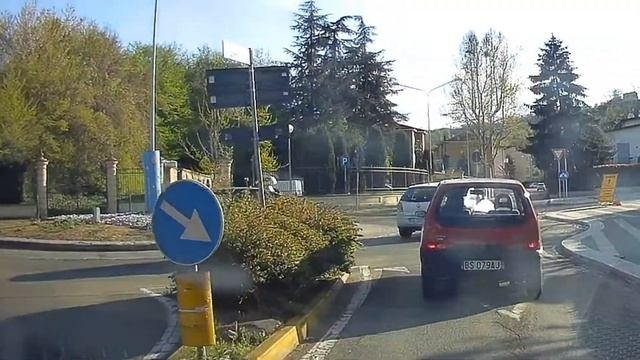 Italy Bad Drivers #178 смотреть онлайн