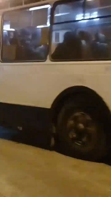 троллейбус || Зиу-682 КР Иваново || г. Екатеринбург||@Runekatrans смотреть онлайн