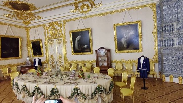 Пушкин. В Екатерининском дворце смотреть онлайн