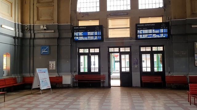 The Burlington Station in Wednesday was filmed at Sinaia Station in Romania смотреть онлайн