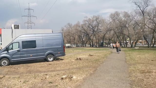 г. Красноярск, пр-т Металлургов 12_у входа смотреть онлайн