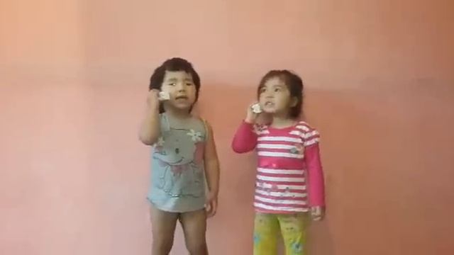 Казакша прикол. Кішкентай балалардың Төреғали мен Еркенің "Алло" әнін айтуы смотреть онлайн