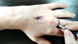 Как нарисовать легкие тату на руке ручкой