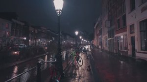 Ночная прогулка по Утрехту Дождливым вечером.