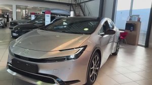 Toyota Prius 2025 обзор