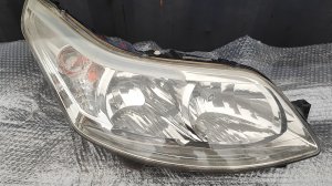 фара передняя правая для Citroen C4 2005-2011