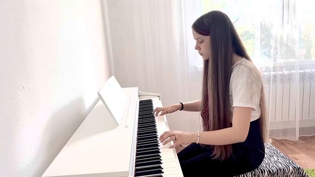 «Журавли» музыка Я. Френкеля. Исполняет Ким Дарья смотреть онлайн