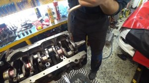 Toyota Corolla Spacio Ремонт ДВС 4A-FE Большой расход масло.