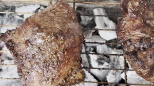 Говяжья мозговая кость с мясом на мангале