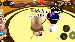 первое видео купаться с малышом
в Roblox