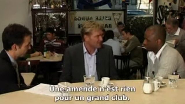 Vieira et Frisk parlent football - premiere partie(francais) смотреть онлайн