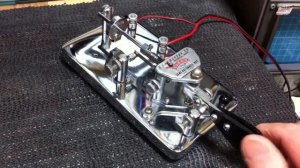 Bug key (Semi-automatic key)E.F.Johnson Speed X Model 114-501 in action.