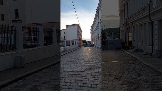 Не очень короткий но Оочень атмосферный ролик о историческом центре и Выборгском замке смотреть онлайн