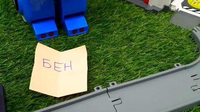 Робокар Поли стал супер большим! Тойклаб шоу – ищем игрушки по подсказкам. Видео для детей