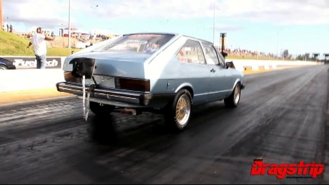 Passat LS 1984. Visualmente quase original, mas o motor... смотреть онлайн