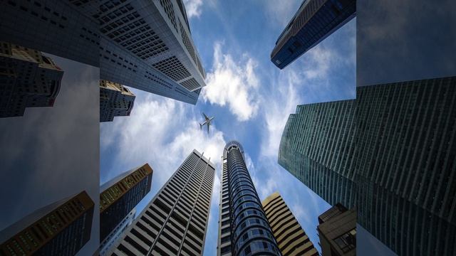 На борту грузового судна в Индии умер российский моряк смотреть онлайн