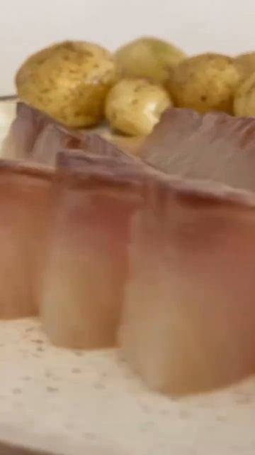 Такой вот сочный Чир холодного копчения смотреть онлайн