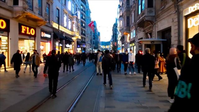 Istanbul City Night Walking Tour| Night Life Taksim,Istiklal Street |6 March 2021 |4k UHD 60fps смотреть онлайн
