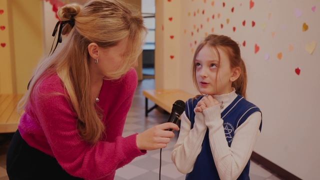 Репортаж на 14 февраля - Кто для тебя идеальный друг? Опрос учеников всей школы смотреть онлайн