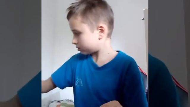 Огромный дом из картона своими руками смотреть онлайн