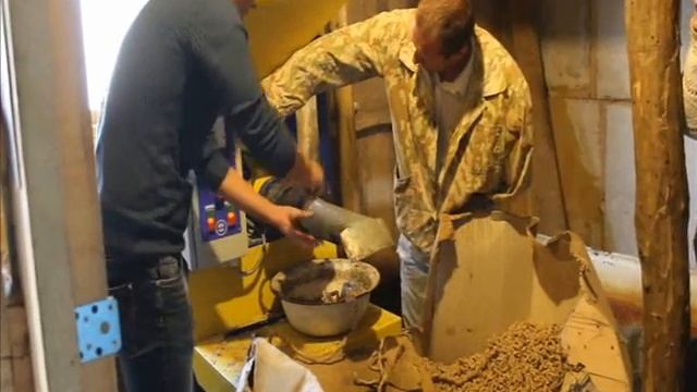 Отзыв об экструдере от ФАВОР. Отзыв покупателя экструдера для комбикормов через год работы на нем.