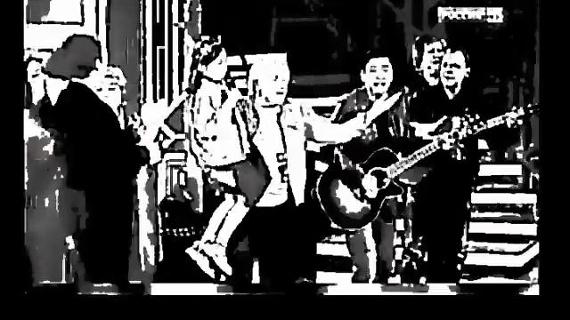 "БЕЛАЯ ДВЕРЬ" Азамат и Алтынай Сабырбековы. (наш кавер) смотреть онлайн