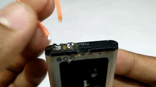 How to make Solar Tracker without Arduino || Simple Science Project || SKR Electronics Lab смотреть онлайн