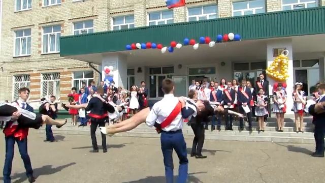 25.05.2016 Последний звонок. Вальс смотреть онлайн