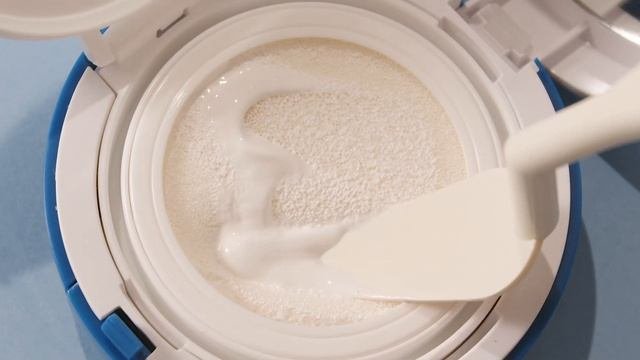 Cонцезахисний кушон з березовим соком ROUND LAB Birch Juice Moisturizing Sun Cushion 15 G