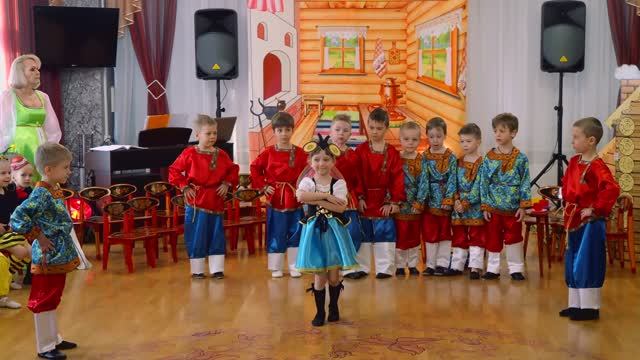 Самая очаровательная "Муха-Цокотуха"! смотреть онлайн