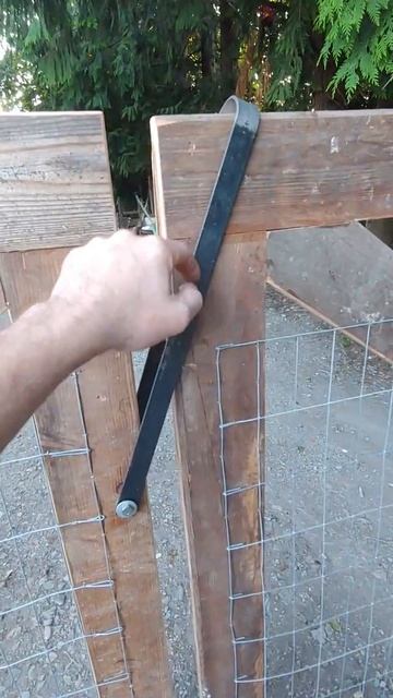 double gate latch DIY смотреть онлайн