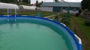 В бассейне зеленое болото/ что делать/ как очистить воду