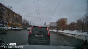 Момент начала возгорания учебной машины в Оренбурге на ул Новой