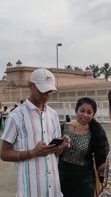 Akshardham Temple me mobile phones and camera are not allowed 😕#vintales #delhigirl #subscribe_now смотреть онлайн