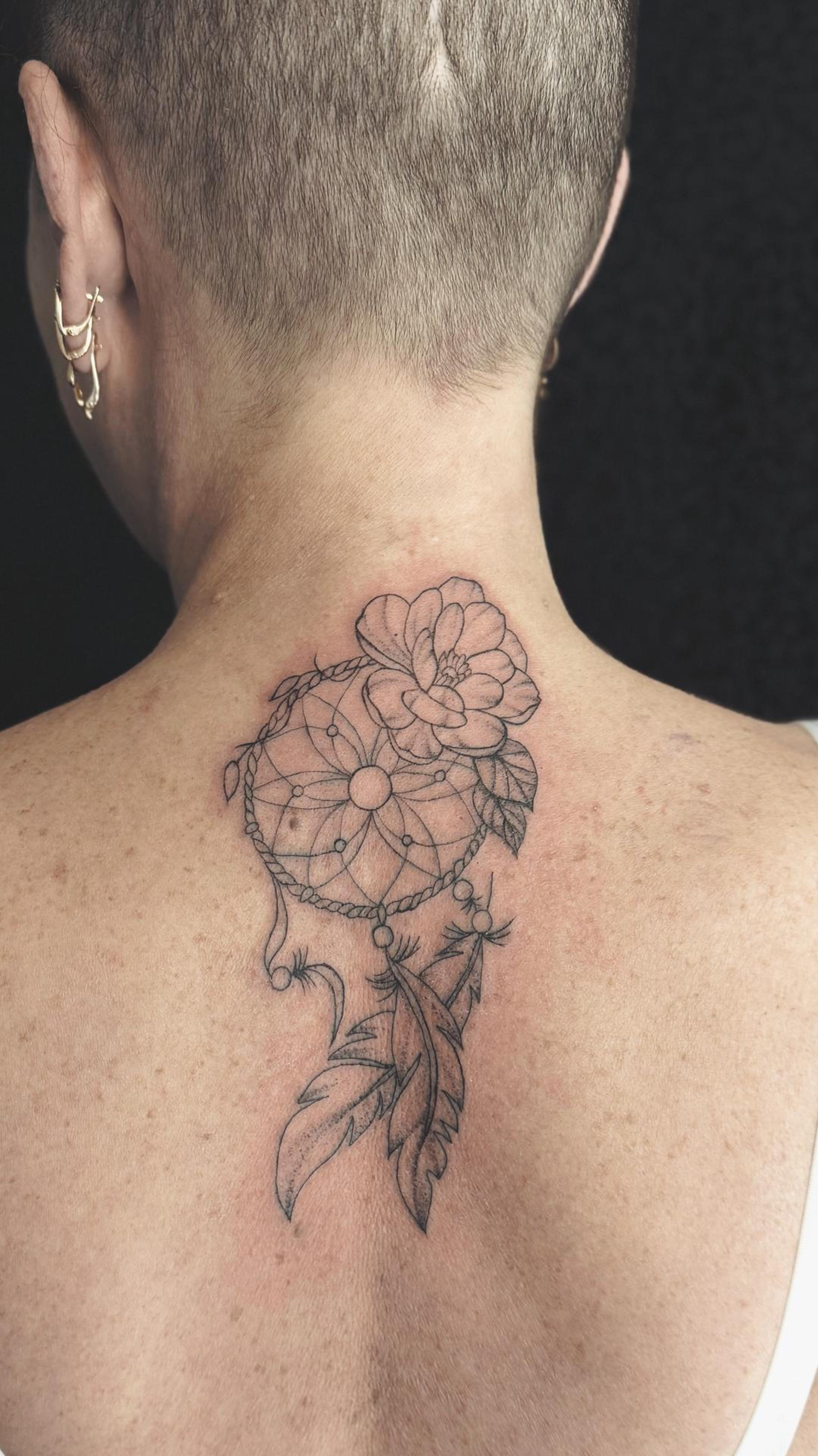 Ловец снов с цветами – татуировка с магическим смыслом🌸 #обучениетату #татуильясмалевич #татумоскв