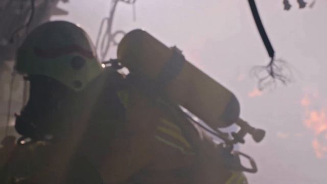 İtfaiye Ekibinden Çok Zorlu Bir Operasyon | Kahraman Babam смотреть онлайн