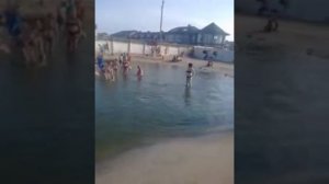 Последний бесплатный источник в с. Счастливцево закрыли.