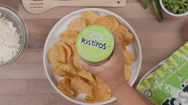 Tostitos® Chilaquiles Salsa Verde смотреть онлайн