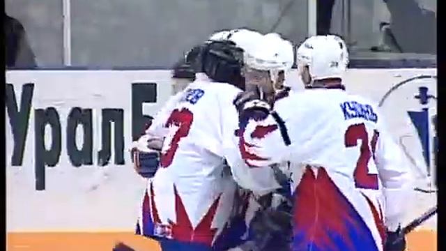 Металлург Мг - Мечел - 5:0 /12.03.2001/ Сезон 2000-01. Плей-Офф. 1/4 Финала. Матч 2 смотреть онлайн