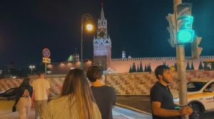 Лето на максималках: Как отдыхают богатые девушки в Москве