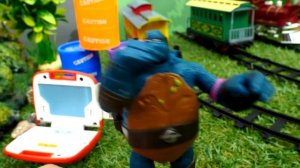 Устраиваем игру в КАЛЬМАРА! Герои из фильмов и видео для детей