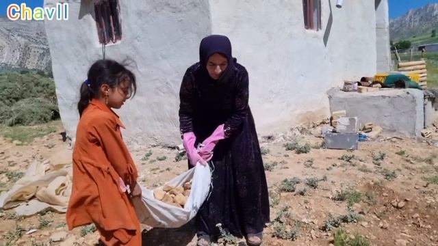 Building Walls and Breaking Trust: A Family's Journey 🛠️🔨" смотреть онлайн