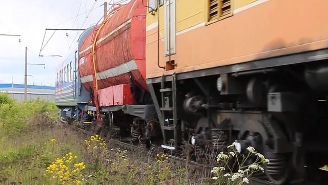 ТЭС ПСС1К-016 РЖДОкт ПЧМ Тосно с коротким хозяйственным поездом для обработки колеи гербицидами
