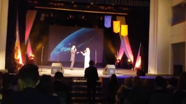 М. В. Викторова. Выступление на последнем звонке Криворожского Жовтневого лицея смотреть онлайн