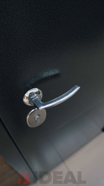 Входная дверь "Porta R-2 104/K42". смотреть онлайн